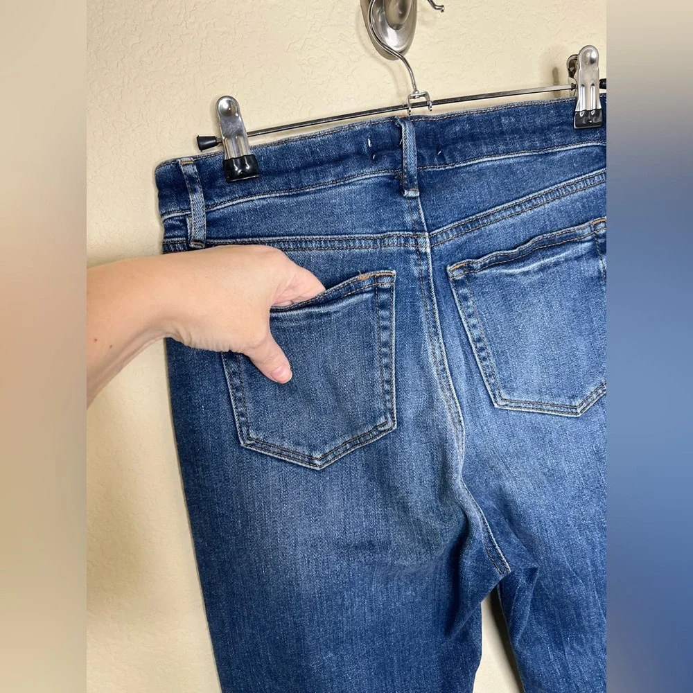 NTM: LOFT High Rise Straight Crop Jeans Medium Wash Distressed Raw Hem Size 27 - Picture 7 of 16